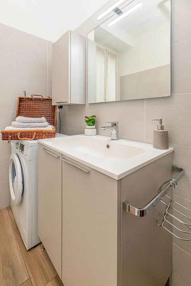 Apartment La Corte Dei Navigli Milan